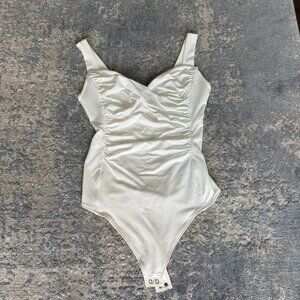 Abercrombie Sleek Seamless Fabric Sweetheart Bodysuit - Medium